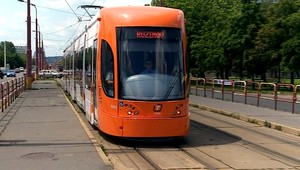 Staré električky majú v Bratislave nahradiť moderné. Kedy?