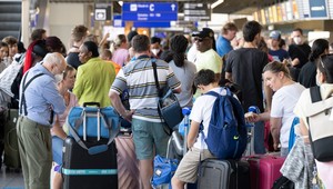 Bruselské letisko kvôli kybernetickému útoku zrušilo polovicu nedeľňajších odletov