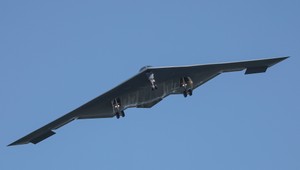 Ako vyzerá misia "neviditeľného bombardéra"? Piloti si pri nej siahnu až na dno