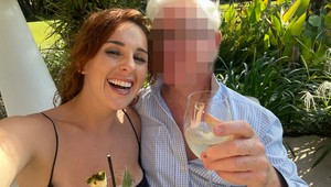 Ľudia nechcú veriť, že HO naozaj miluje: Jej muž je dvakrát starší ako ona