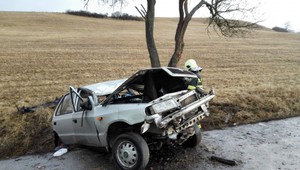 Vážna nehoda pri Očovej, bábätko neprežilo