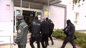 Dušan Kováčik nebude nateraz obžalovaný z ďalšej korupcie. V hre je sporný paragraf 363