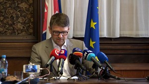 Maďarič sa rozhodol pre rázny krok. Končí vo vedení Smeru-SD