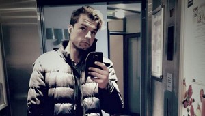 Neverím, že je v nemocnici. Hrá divadlo, rýpe Koptík do Gregorovej