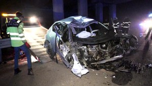 Nepripútaný vodič neprežil náraz do betónového piliera