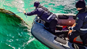 Švédska pobrežná stráž hľadala UFO: Z vody vytiahla niečo iné