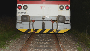 Nedostatok rušňovodičov ovplyvňuje železnice. Problémom sú nízke platy