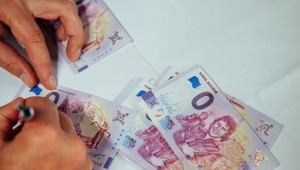 Bankovka s Duchoňom alebo Kamzíkom? Na svoje si príde každý vášnivý zberateľ