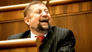 Harabinovi sa 150 000 € máli, zvažuje ďalšie žaloby