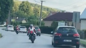 Na cestách zabíja rýchlosť a nedisciplinovanosť: Policajti si viac posvietia na motorkárov