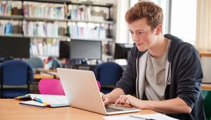 Študenti si v DATARTe prídu na svoje! Vďaka širokému výberu notebookov a tabletov si vyberie naozaj každý!