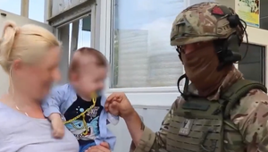 Posun v prípade predaja ročného ukrajinského chlapčeka. Kto je "obchodník" s dieťaťom?