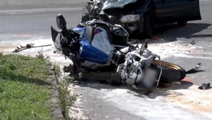 Zbytočne vyhasol život motorkára: Cestu mu skrížila vodička (67), ktorá si ho zrejme nevšimla