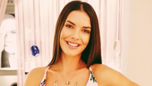 Toto si oblečie naozaj málokto: Trúfli by ste si na odvážne plesové šaty Soni Skoncovej?!