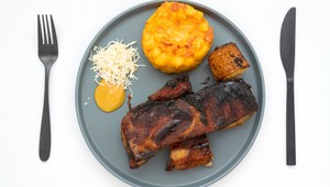 Pašváre s paprikovými zemiakmi