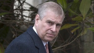 Karol III. rozplakal brata Andrewa! Všetky nádeje sú už preč!