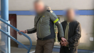 Brutálny incident: Dlhovala mu 30 eur, on jej za to zobral auto a škrtil ju