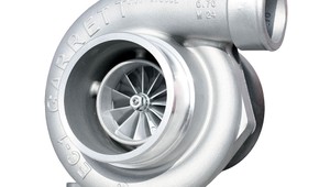 Chcel si nechať vytetovať turbo: Smeje sa na ňom celý internet