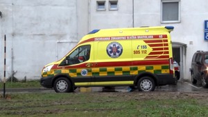 Problémy seniorských domovov. Očkovanie je pomalé a nemocnice vraj odmietajú hospitalizovať klientov