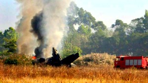 Pád lietadla neprežil nikto z 27 ľudí na palube