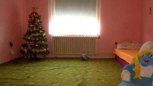 Stará sa o svoje dcéry i súrodencov. Napriek skromným pomerom je v dome plno lásky