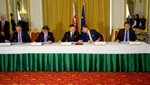 Slovensko podpísalo zmluvu s Jaguarom, zamestná 15 000 ľudí