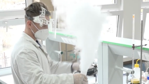 Kedysi bola chémia strašiakom, dnes sa nájdu jej nadšenci. Škola v Hlohovci je toho príkladom