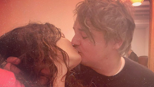 To bola rýchlovka! Kedysi sa spevák preslávil drogovými excesmi, teraz sa oženil DVA dni po zásnubách!