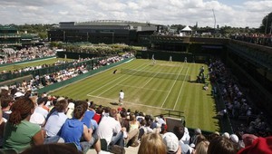 Vo Wimbledone prvé prekvapenia