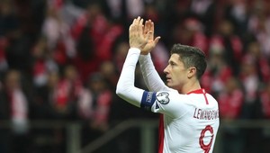 Namiesto nadviazania na klubovú formu, početné absencie