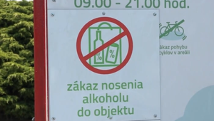 Nebezpečné tiché topenia. Na alkohol a plávanie doplatil návštevník kúpaliska