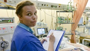 Zdravotnícka sága pokračuje. Aj sestry chcú dať výpovede!