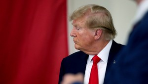 Donald Trump utrpel prvú porážku v primárkach. Vo Washingtone vyhrala Nikki Haleyová