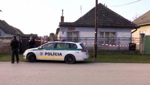 Vrah dobil vdovu na smrť, následne ju polial horľavinou