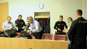 Dvaja mladíci na smrť ubili 51-ročného muža. Za mrežami si odpykajú dlhoročný trest