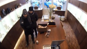 Cudzinci kradli v Prahe. Vzali so sebou diamanty za milióny korún