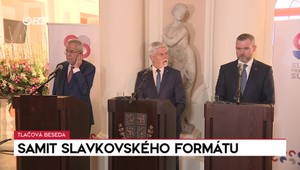 Tlačová beseda prezidentov SR, ČR a Rakúska po samite slavkovského formátu
