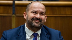 Bývalý podpredseda NR Peter Pčolinský stojí na čele novej strany Bratia Slovenska