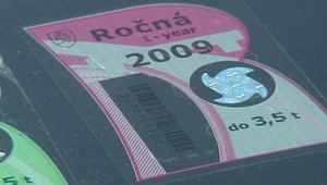 Pozor na diaľničné známky zo zošrotovaného auta. Sú neplatné!