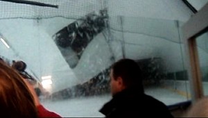 Zrútená strecha nie je nič mimoriadne. Ani na Slovensku