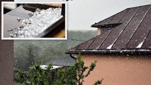 Slovensko pod mrakom. V Plavči padali takéto krúpy