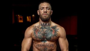 Conor McGregor sa obdaroval jachtou Lamborghini