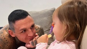 Gábor Boráros zareagoval na smrť Moniky: "Ďakujem ti za dcérku, budem ju chrániť navždy!"