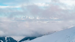 V Nízkych Tatrách zahynul 48-ročný turista, zasypala ho lavína