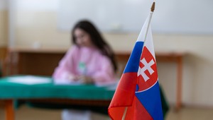 Písomné maturity absolvovalo takmer 42-tisíc žiakov. Zo slovenčiny dosiahli priemer 60,9 percenta