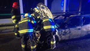 Smrteľná nehoda za Nitrou. Šofér odstavil auto, neprežil