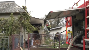 Rodinný dom zachvátili plamene. Príčina požiaru je stále nejasná