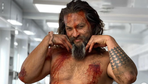 Sexi Aquaman v celej kráse! Jason Momoa sa odhalil a fanúšičky šli do mdlôb!