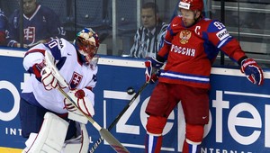 Hokejisti podľahli Rusku 3:4, Francúzi zaskočili Bielorusov