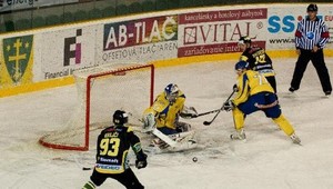 Piešťany vydolovali tesné víťazstvo nad HK Orange 20